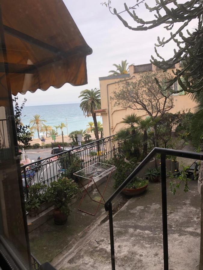 Casa In Costa Azzurra Appartement *